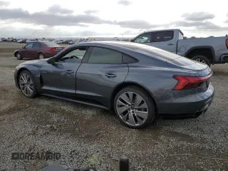 2022 Audi e-tron GT Prestige z VIN WAUEJBFW9N7004649, wystawiony jako Copart lot #45607895 z przebiegiem 29 616 mil mil oraz Szkody całkowita. Historia ofert i sprzedaży dostępna na DreamBid. Obrazek 2.