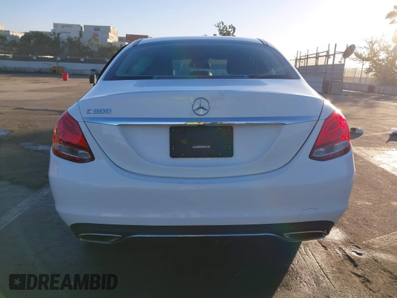 2017 Mercedes-Benz C 300 with VIN 55SWF4JB5HU191717, listed as a IAAI auction lot 41400167 with 37,803 mi miles and . Bid and sale history available at carsss.com. Image 17.