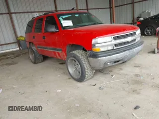 2002 Chevrolet Tahoe LT with VIN 1GNEC13Z52R148406, listed as a IAAI auction lot 41617948 with 190,502 mi miles. Bid and sale history available at carsss.com. Image 1.