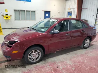2006 Ford Focus S z VIN 1FAFP34N76W153239, wystawiony jako Copart lot #53085555 z przebiegiem 118 259 mil mil oraz Szkody całkowita. Historia ofert i sprzedaży dostępna na DreamBid. Obrazek 1.