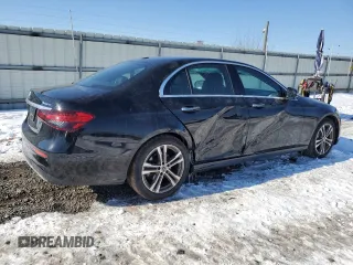 2021 Mercedes-Benz E-Class E 350 with VIN W1KZF8EB1MA935256, listed as a Copart auction lot 42143165 with 10,072 mi miles and Salvage Title. Bid and sale history available at carsss.com. Image 3.