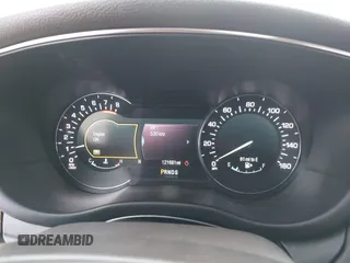 2015 Lincoln MKC z VIN 5LMCJ1A92FUJ36590, wystawiony jako IAAI lot #42130054 z przebiegiem 121 681 mil mil oraz . Historia ofert i sprzedaży dostępna na DreamBid. Obrazek 7.