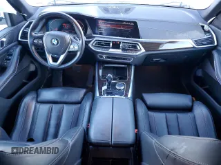 2020 BMW X5 xDrive40i with VIN 5UXCR6C02L9D56954, listed as a Copart auction lot 44769135 with 52,856 mi miles and Salvage title. Bid and sale history available at DreamBid. Image 8.