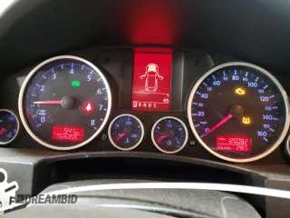2008 Volkswagen Touareg V6 с VIN WVGBE77L18D001404, выставлен на аукционе Copart как лот 51045355 с пробегом 120 082 миль миль и Списание • Salvage title. История ставок и продаж доступна на DreamBid. Изображение 9.