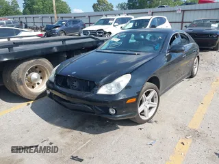 2009 Mercedes-Benz CLS 550 with VIN WDDDJ72X99A147500, listed as a IAAI auction lot 42171468 with 73,956 mi miles and . Bid and sale history available at DreamBid. Image 2.