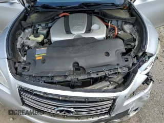 2012 Infiniti M Hybrid with VIN JN1EY1AP0CM910697, listed as a Copart auction lot 60821335 with 145,533 mi miles and Salvage title. Bid and sale history available at DreamBid. Image 11.