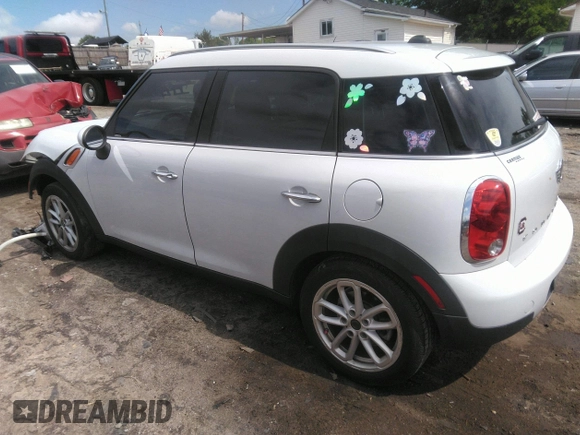 2015 MINI Countryman with VIN WMWZB3C52FWR46114, listed as a IAAI auction lot 42107741 with 110,022 mi miles and . Bid and sale history available at DreamBid. Image 3.