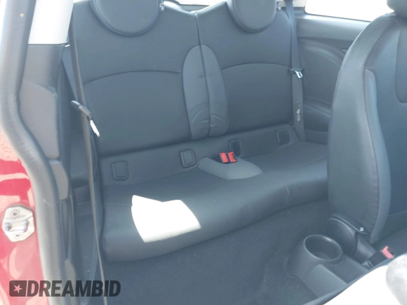 2010 MINI Hardtop with VIN WMWMF3C57ATU78437, listed as a IAAI auction lot 42754446 with 73,907 mi miles and . Bid and sale history available at DreamBid. Image 8.