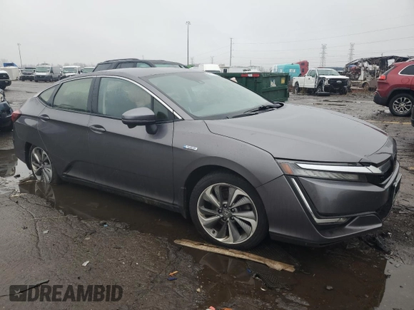2018 Honda Clarity Plug-In Hybrid with VIN JHMZC5F17JC022801, listed as a Copart auction lot 84013154 with 106,590 mi miles and Clean Title. Bid and sale history available at carsss.com. Image 4.