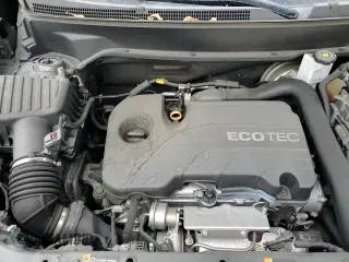 2020 Chevrolet Equinox LT with VIN 3GNAXKEV7LS528784, listed as a Copart auction lot 85546765 with 80,357 mi miles and Salvage title. Bid and sale history available at DreamBid. Image 14.