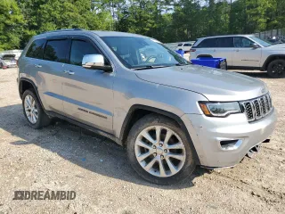 2017 Jeep Grand Cherokee Limited with VIN 1C4RJEBG4HC609212, listed as a Copart auction lot 61796195 with 118,196 mi miles and Salvage title. Bid and sale history available at DreamBid. Image 4.