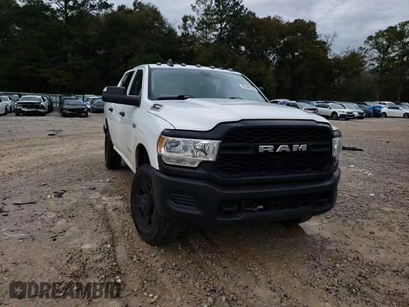 2019 Ram 2500 Tradesman with VIN 3C6UR5CJXKG534847, listed as a Copart auction lot 42348195 with 44,250 mi miles and Salvage Title. Bid and sale history available at carsss.com. Image 15.