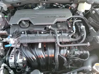 2025 Hyundai Kona SEL Convenience с VIN KM8HCCAB1SU322892, выставлен на аукционе Copart как лот 71726675 с пробегом 551 миль миль и Списание • Salvage title. История ставок и продаж доступна на DreamBid. Изображение 14.