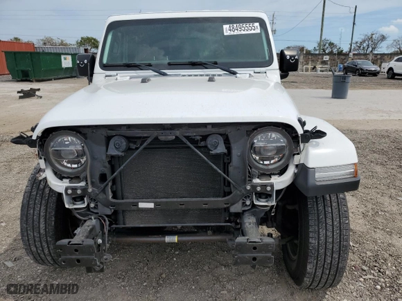2019 Jeep Wrangler Unlimited Sahara with VIN 1C4HJXEG5KW585656, listed as a Copart auction lot 48495555 with 0 mi miles and Salvage Title. Bid and sale history available at carsss.com. Image 5.