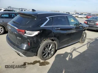 2019 Infiniti QX50 LUXE with VIN 3PCAJ5M10KF123447, listed as a Copart auction lot 39307983 with 63,727 mi miles. Bid and sale history available at carsss.com. Image 3.