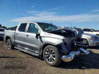 2024 Chevrolet Silverado 1500 LT with VIN 2GCPACEDXR1135786, listed as a Copart auction lot 60691394 with 25,606 mi miles and Salvage Title. Bid and sale history available at DreamBid. Image 4.