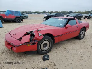 1985 Chevrolet Corvette with VIN 1G1YY0782F5138652, listed as a Copart auction lot 83541954 with 63,596 mi miles and Salvage Title. Bid and sale history available at carsss.com. Image 1.