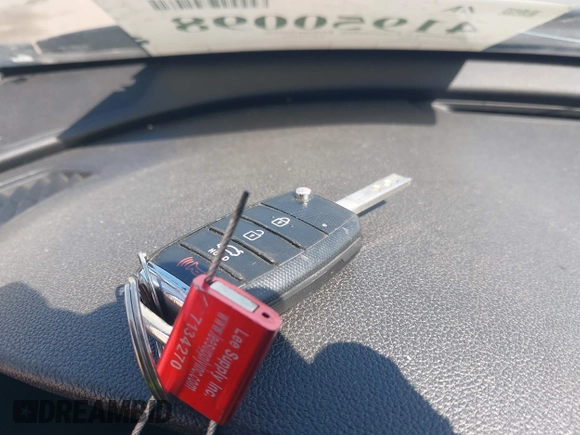 2020 Kia Optima LX z VIN 5XXGT4L33LG384927, wystawiony jako IAAI lot #41950098 z przebiegiem 136 728 mil mil oraz . Historia ofert i sprzedaży dostępna na DreamBid. Obrazek 11.