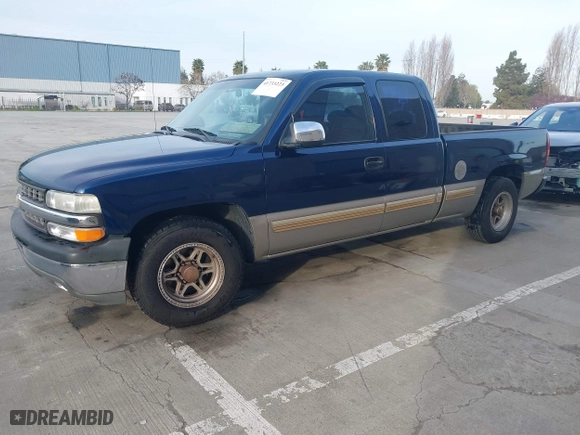 2001 Chevrolet Silverado 1500 LS with VIN 2GCEC19V811360625, listed as a IAAI auction lot 41733223 with 275,968 mi miles. Bid and sale history available at carsss.com. Image 21.