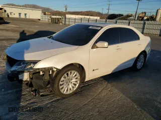 2010 Ford Fusion Hybrid with VIN 3FADP0L3XAR280889, listed as a Copart auction lot 79892004 with 95,162 mi miles and Salvage Title. Bid and sale history available at carsss.com. Image 1.