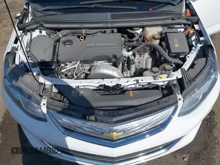 2018 Chevrolet Volt LT with VIN 1G1RC6S56JU144665, listed as a IAAI auction lot 41925714 with 89,329 mi miles. Bid and sale history available at carsss.com. Image 10.