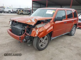 2008 Jeep Patriot Sport z VIN 1J8FT28W58D547879, wystawiony jako IAAI lot #41964758 z przebiegiem 97 941 mil mil oraz . Historia ofert i sprzedaży dostępna na DreamBid. Obrazek 18.