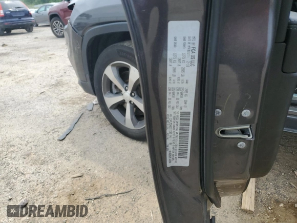 2019 Jeep Cherokee Limited with VIN 1C4PJMDN6KD117182, listed as a Copart auction lot 59202265 with 91,279 mi miles and Non repairable. Bid and sale history available at DreamBid. Image 12.