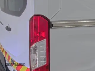 2018 Ford Transit с VIN 1FTYE1YM0JKB52111, выставлен на аукционе IAAI как лот 42832831 с пробегом 132 936 миль миль и . История ставок и продаж доступна на DreamBid. Изображение 22.