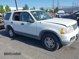 2003 Ford Explorer XLT z VIN 1FMZU63K73ZB17050, wystawiony jako IAAI lot #42301408 z przebiegiem 55 825 mil mil oraz . Historia ofert i sprzedaży dostępna na DreamBid. Obrazek 1.