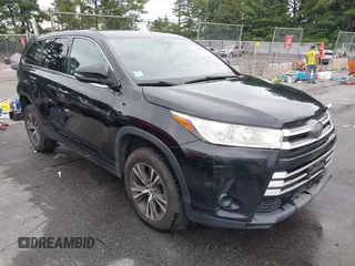 2018 Toyota Highlander LE with VIN 5TDZZRFH2JS246805, listed as a IAAI auction lot 42697587 with 287,457 mi miles and . Bid and sale history available at DreamBid. Image 1.