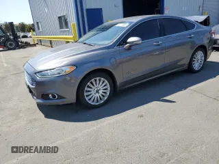 2014 Ford Fusion Titanium with VIN 3FA6P0SU1ER136477, listed as a Copart auction lot 60173895 with 227,605 mi miles and Salvage title. Bid and sale history available at DreamBid. Image 1.
