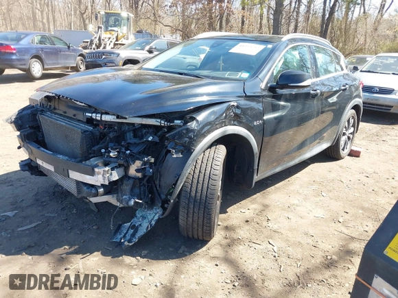 2018 Infiniti QX30 Premium with VIN SJKCH5CR7JA052747, listed as a IAAI auction lot 41993713 with 102,107 mi miles and . Bid and sale history available at DreamBid. Image 6.