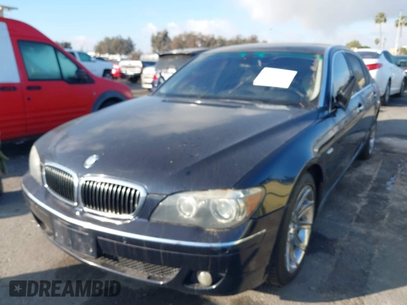 2006 BMW 7 Series 750Li with VIN WBAHN83546DT34282, listed as a IAAI auction lot 41500332 with 117,535 mi miles. Bid and sale history available at carsss.com. Image 6.