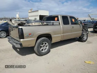 2005 Chevrolet Silverado 1500 with VIN 1GCEK19V85E114620, listed as a Copart auction lot 50715145 with 218,235 mi miles and Salvage Title. Bid and sale history available at carsss.com. Image 3.
