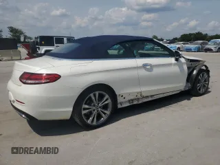 2019 Mercedes-Benz C 300 z VIN WDDWK8DB4KF796515, wystawiony jako Copart lot #57394145 z przebiegiem 21 854 mil mil oraz Szkoda całkowita • Salvage title. Historia ofert i sprzedaży dostępna na DreamBid. Obrazek 3.