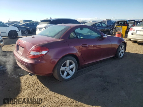2007 Mercedes-Benz SLK-Class 3.0L with VIN WDBWK54FX7F137632, listed as a Copart auction lot 85145504 with 124,940 mi miles and Clean Title. Bid and sale history available at carsss.com. Image 3.