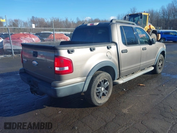 2007 Ford Explorer Sport Trac XLT z VIN 1FMEU51837UA07132, wystawiony jako IAAI lot #41681958 z przebiegiem 146 716 mil mil oraz . Historia ofert i sprzedaży dostępna na DreamBid. Obrazek 4.