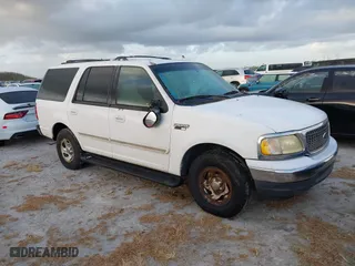 2000 Ford Expedition XLT with VIN 1FMRU1563YLA49729, listed as a IAAI auction lot 40613084 with 1 mi miles. Bid and sale history available at carsss.com. Image 1.