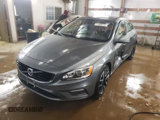 2017 Volvo S60 Dynamic with VIN YV126MFL4H2432035, listed as a Copart auction lot 71968212 with 33,659 mi miles. Bid and sale history available at carsss.com. Image 1.