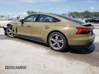 2022 Audi e-tron GT Prestige z VIN WAUDJBFW7N7009179, wystawiony jako Copart lot #53146264 z przebiegiem 17 798 mil mil oraz . Historia ofert i sprzedaży dostępna na DreamBid. Obrazek 2.