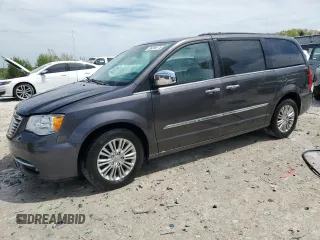 2015 Chrysler Town & Country Touring L z VIN 2C4RC1CG4FR619860, wystawiony jako Copart lot #56395775 z przebiegiem 193 332 mil mil oraz Czysty tytuł • Clean title. Historia ofert i sprzedaży dostępna na DreamBid. Obrazek 1.