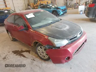 2009 Ford Focus SE with VIN 1FAHP32N49W222419, listed as a IAAI auction lot 42113655 with 238,936 mi miles. Bid and sale history available at carsss.com. Image 1.
