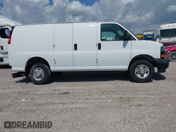 2020 Chevrolet Express Cargo with VIN 1GCWGAFG8L1173280, listed as a IAAI auction lot 42434124 with 157,399 mi miles and . Bid and sale history available at DreamBid. Image 13.