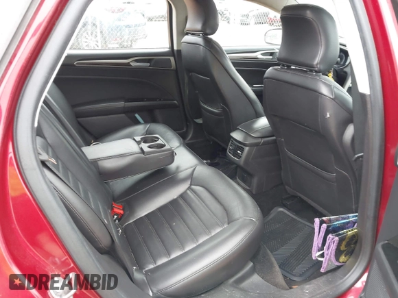 2015 Ford Fusion SE with VIN 3FA6P0H95FR218555, listed as a IAAI auction lot 41747559 with 189,862 mi miles. Bid and sale history available at carsss.com. Image 8.