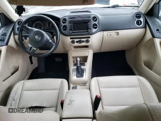 2013 Volkswagen Tiguan SE with VIN WVGAV7AX1DW527053, listed as a Copart auction lot 55934895 with 202,761 mi miles and Clean title. Bid and sale history available at DreamBid. Image 8.