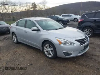2015 Nissan Altima SL with VIN 1N4AL3APXFN340248, listed as a IAAI auction lot 42035515 with 108,520 mi miles and . Bid and sale history available at carsss.com. Image 1.