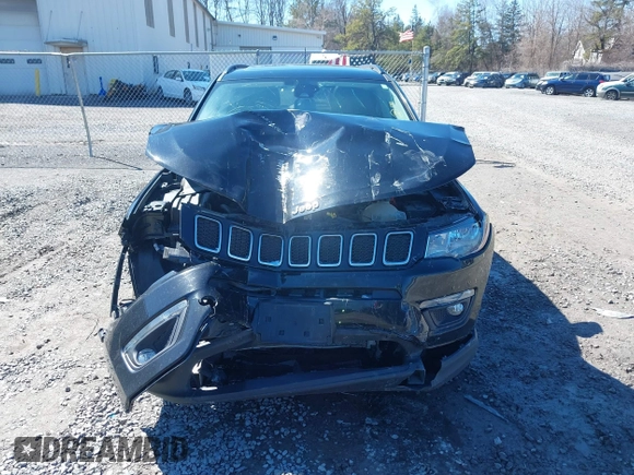 2020 Jeep Compass Latitude with VIN 3C4NJDBB5LT222386, listed as a IAAI auction lot 41851936 with 91,246 mi miles. Bid and sale history available at carsss.com. Image 12.