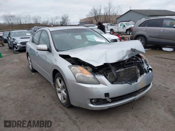 2007 Nissan Altima SL with VIN 1N4BL21E37C170017, listed as a IAAI auction lot 41810640 with 182,269 mi miles and . Bid and sale history available at DreamBid. Image 1.
