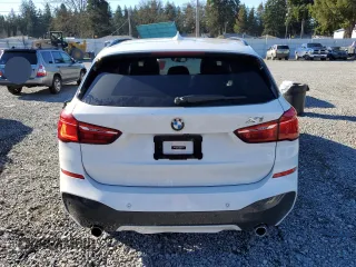 2017 BMW X1 xDrive28i with VIN WBXHT3C34H5F70315, listed as a Copart auction lot 40435943 with 0 mi miles. Bid and sale history available at carsss.com. Image 6.