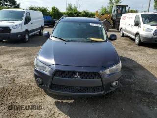 2010 Mitsubishi Outlander z VIN JA4AT2AWXAZ606259, wystawiony jako Copart lot #65532304 z przebiegiem 256 081 mil mil oraz Szkoda całkowita • Salvage title. Historia ofert i sprzedaży dostępna na DreamBid. Obrazek 5.